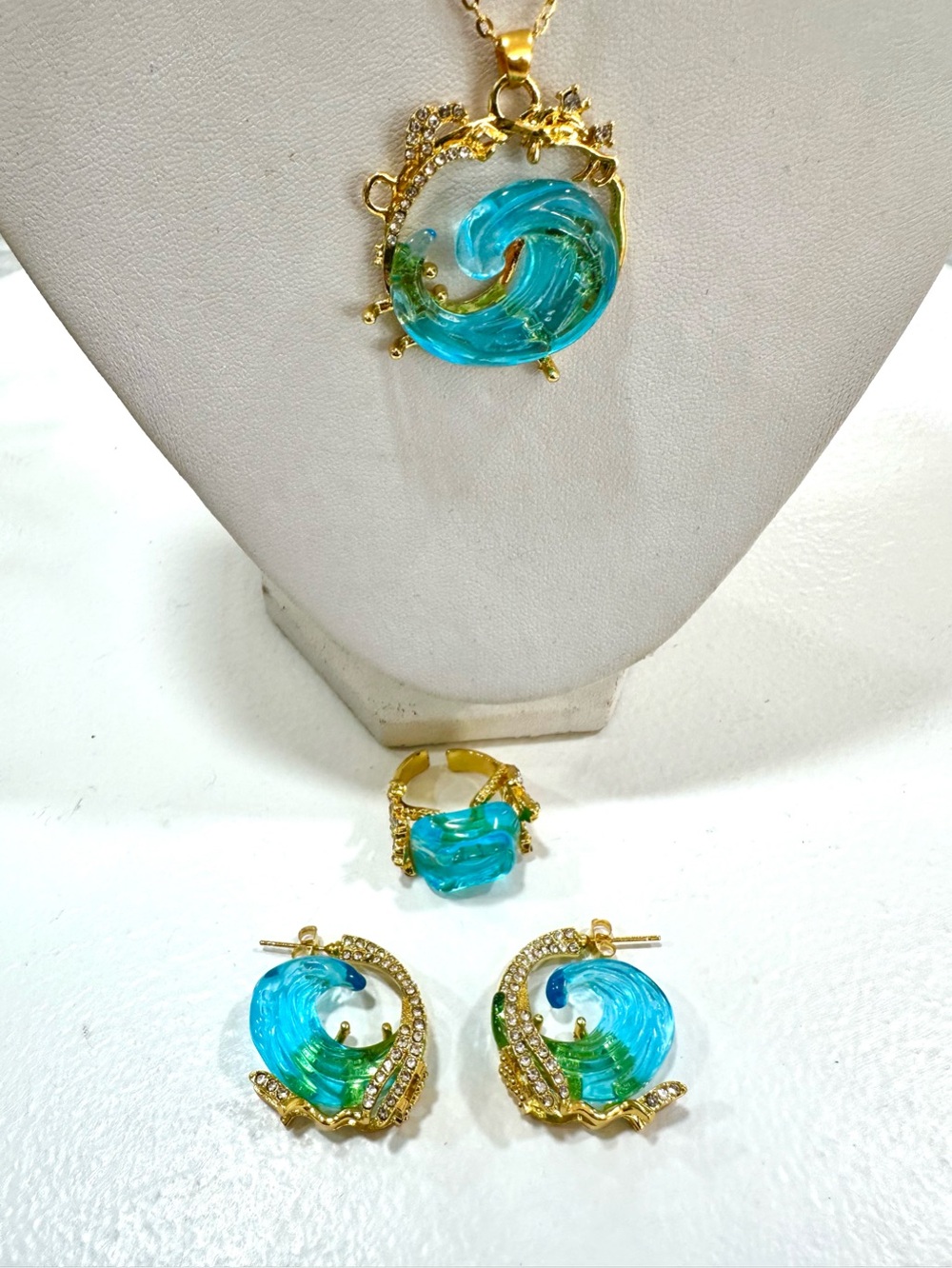 🌊 Oath Blue Wave Resin Gold tone Necklace Earrings and Adjustable Ring